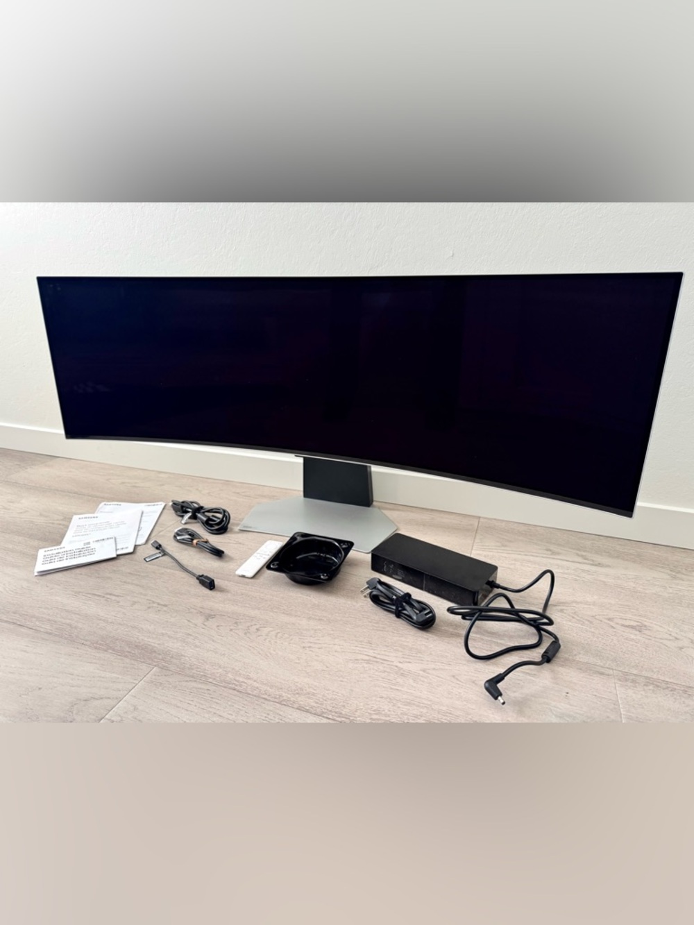 Samsung 49” Odyssey G9 Gaming Monitor (local pickup only; please message)